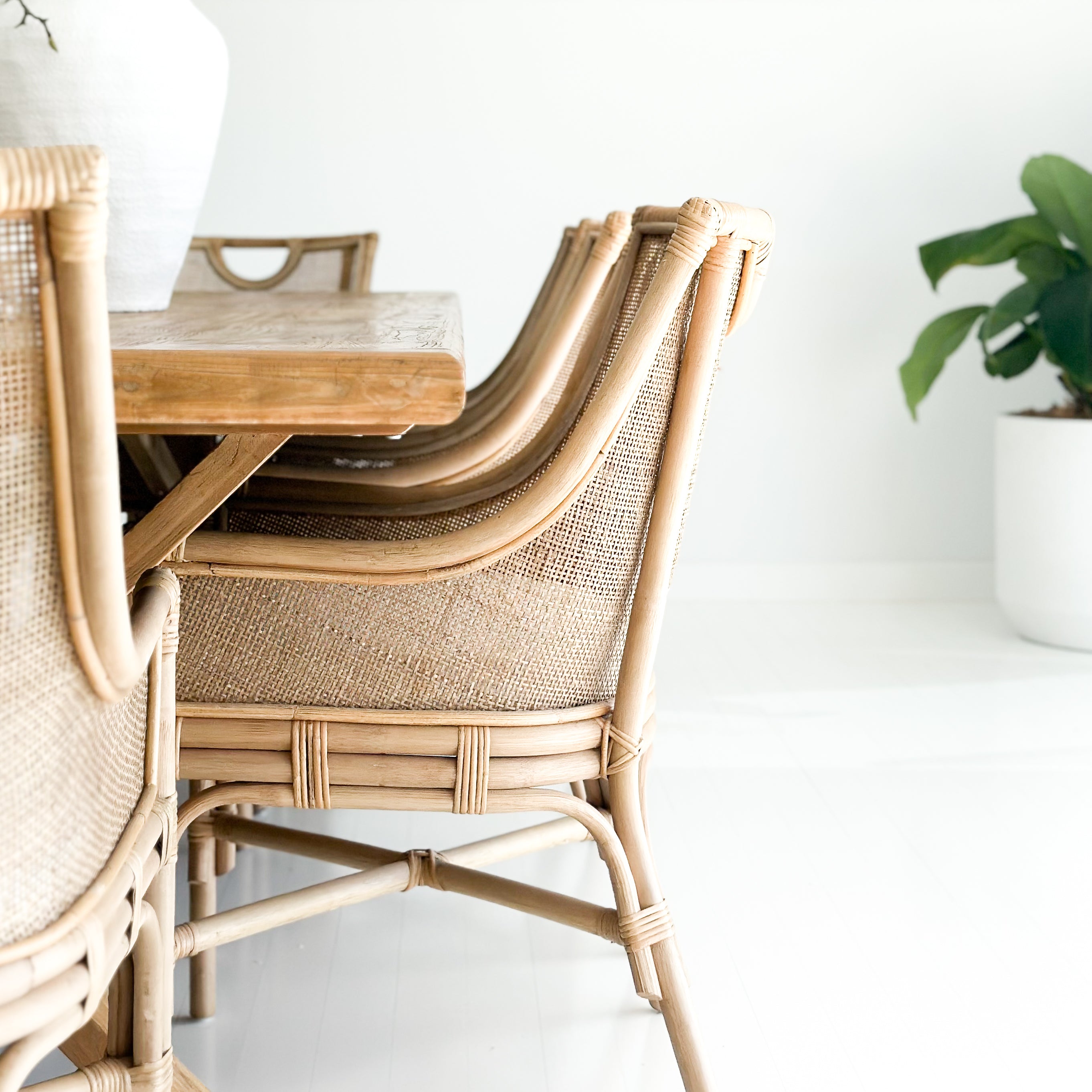 Byron Chair – Swish Furniture, Gifts & Homewares